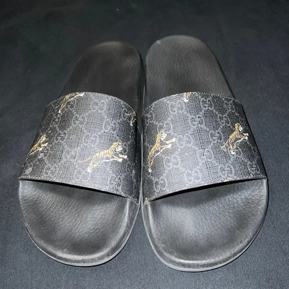 Gucci | Shoes | Mens Size 2 Gucci Slides | Poshmark display picture 1